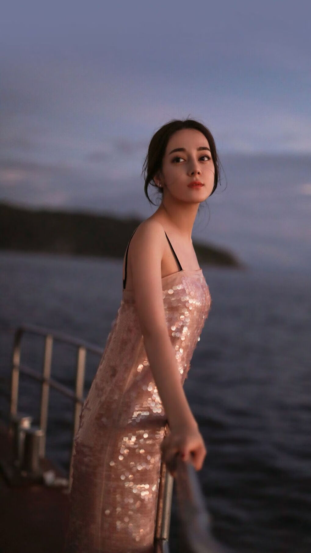 极速竞技场，当雄鹿撞破深圳长夜，杰伦·格林在银箭中画下金色轨迹