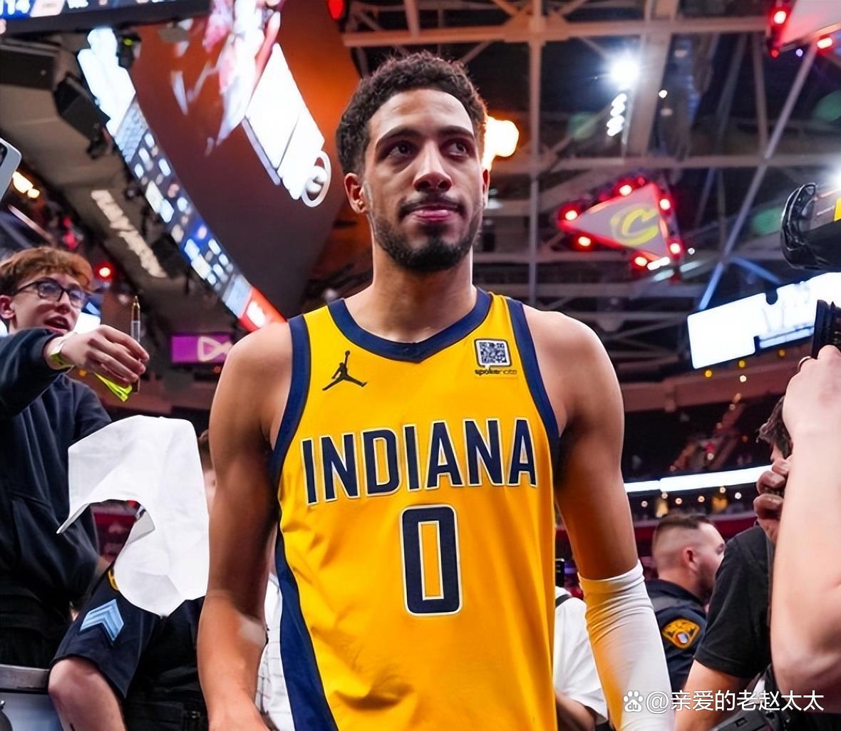 布伦森稳定输出不掉线，老鹰生死战取胜步行者